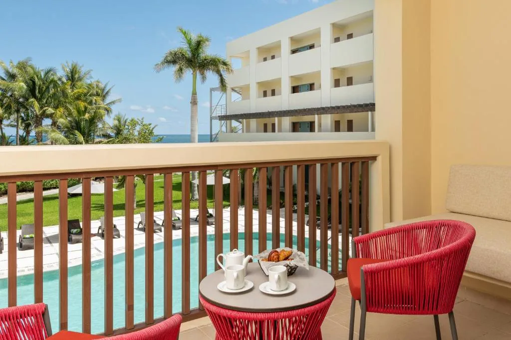 Dreams Puerto Morelos Resort & Spa: another view