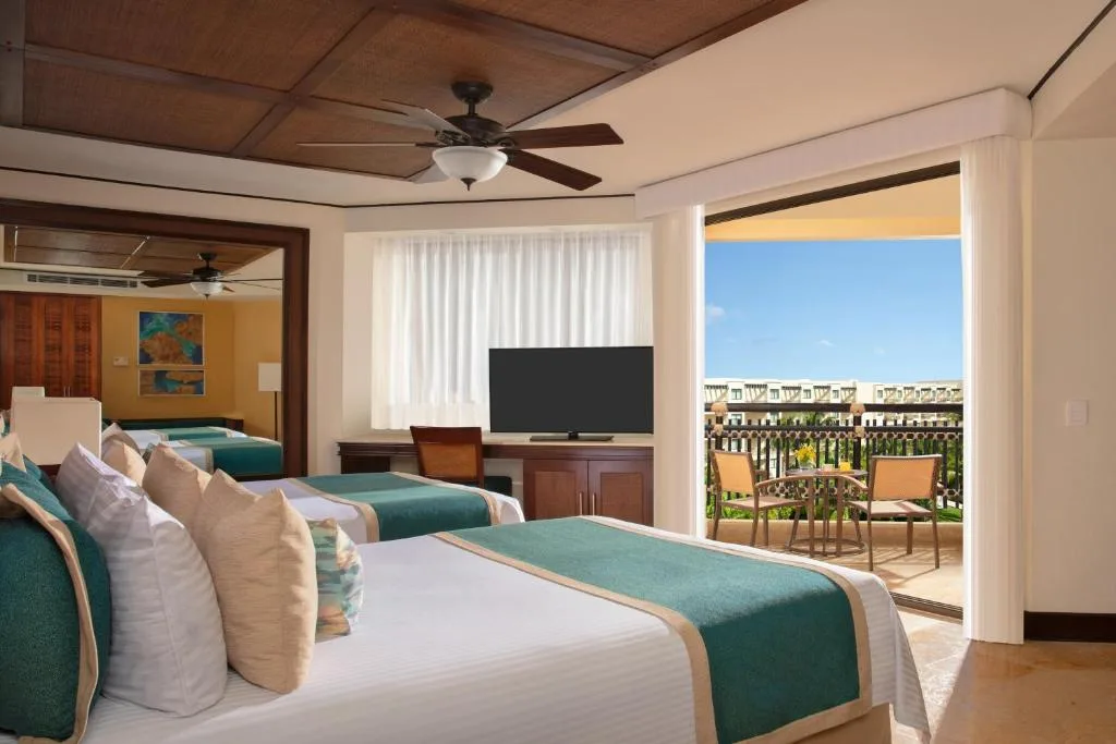 Dreams Riviera Cancun Resort & Spa: another view
