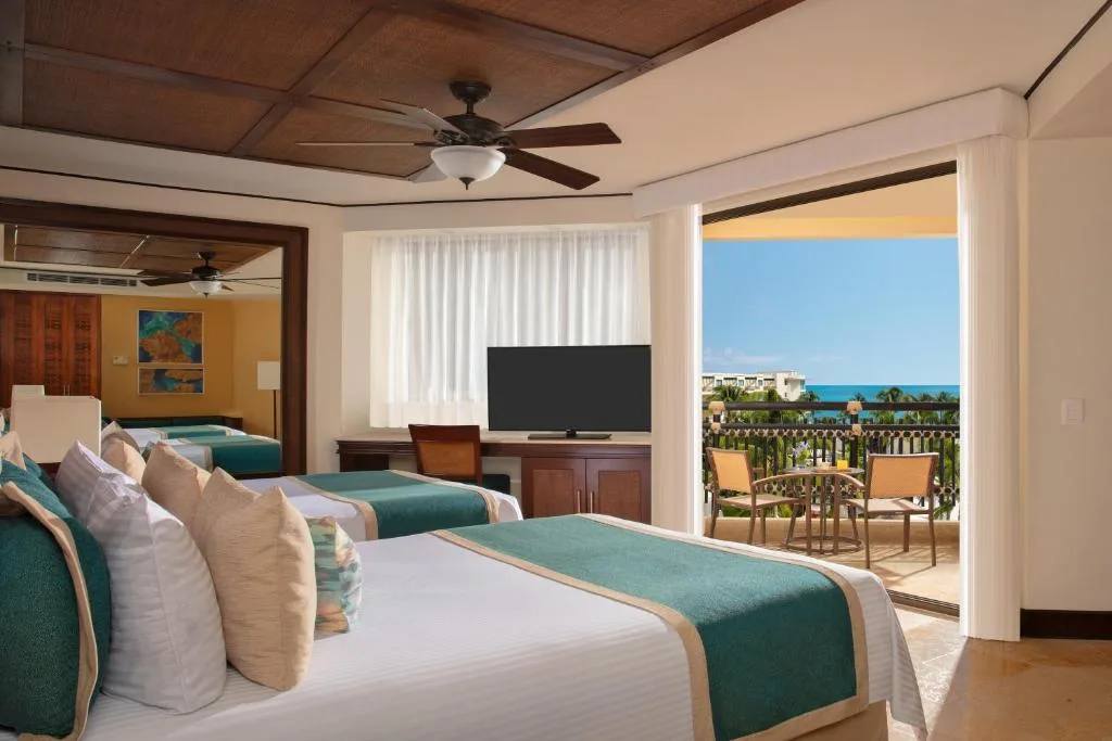Dreams Riviera Cancun Resort & Spa: another view