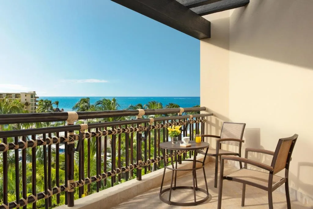 Dreams Riviera Cancun Resort & Spa: another view