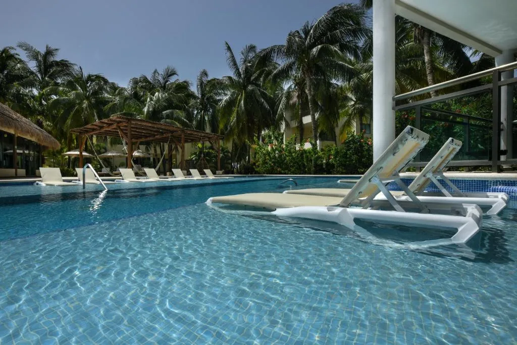 El Dorado Maroma: another view