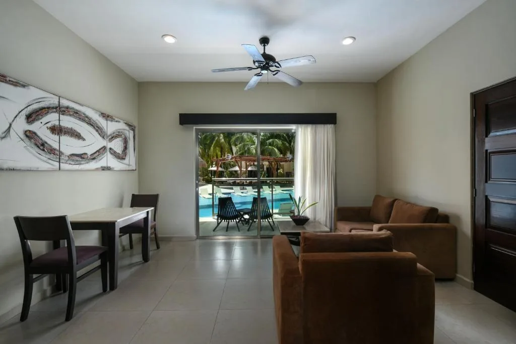 El Dorado Maroma: another view