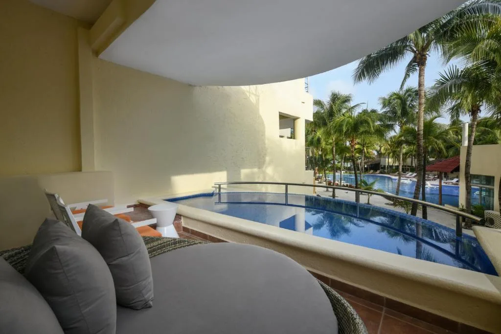 El Dorado Maroma: another view