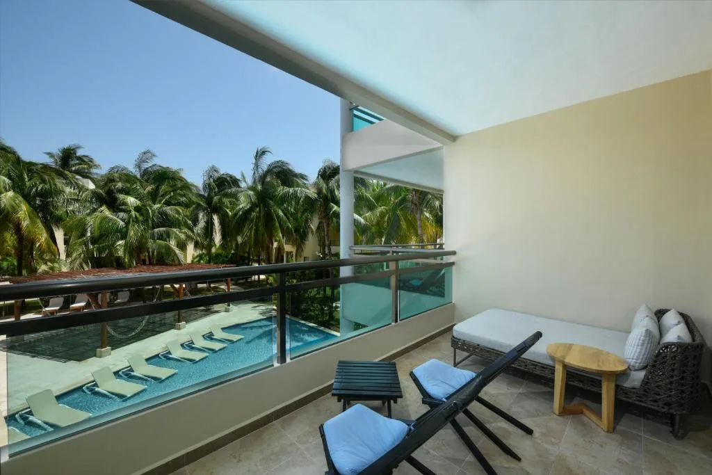El Dorado Maroma: another view