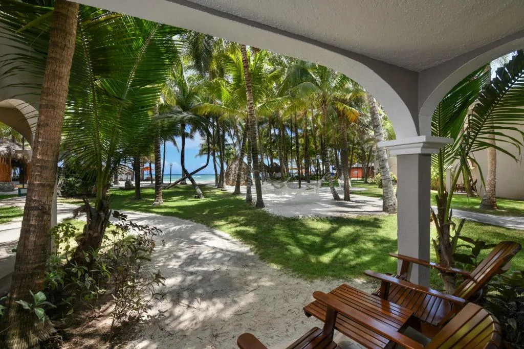 El Dorado Seaside Palms: another view