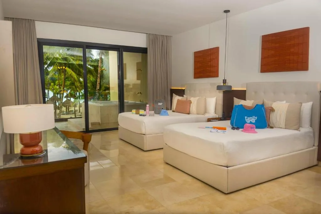 Family Selection at Grand Palladium Kantenah Resort & Spa: another view