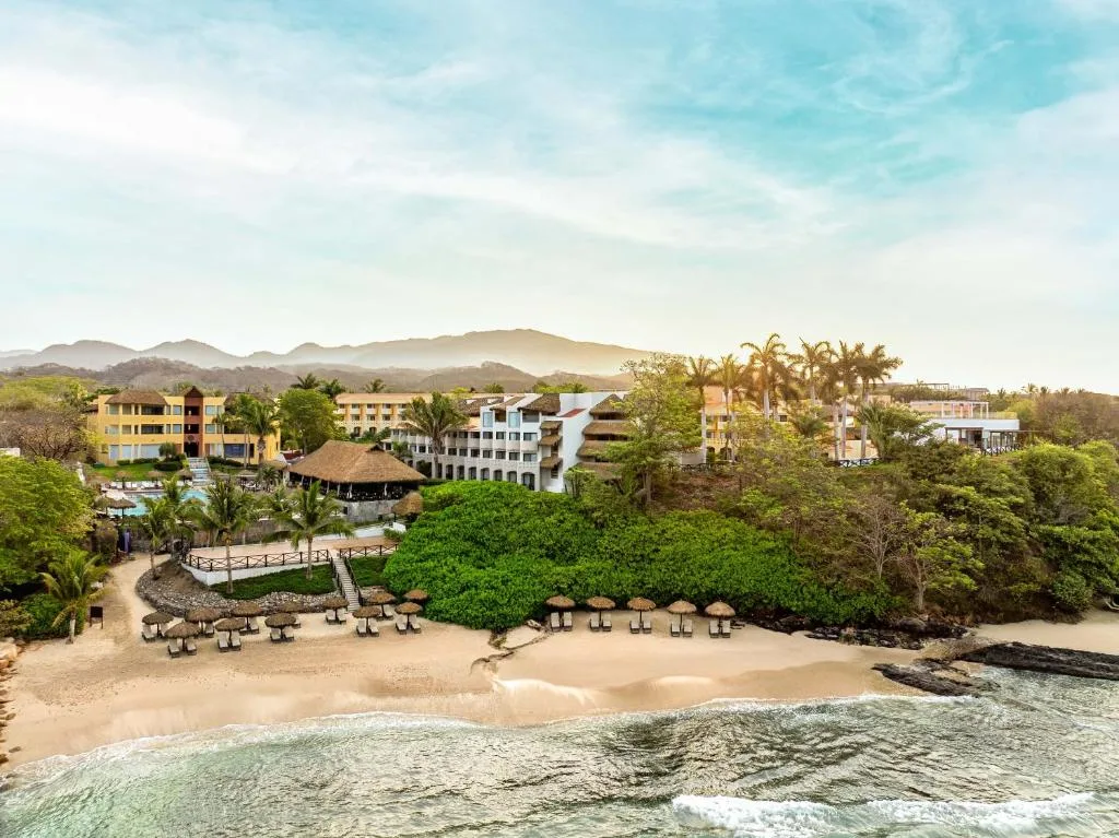 Family Selection at Grand Palladium Vallarta Resort & Spa: another view