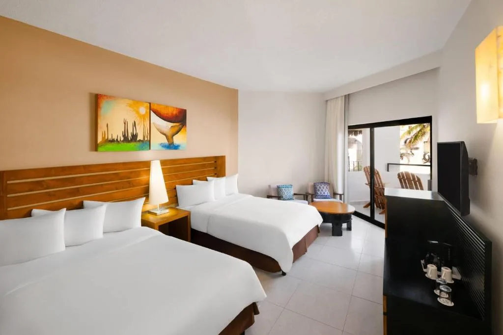 Grand Decameron Los Cabos: another view