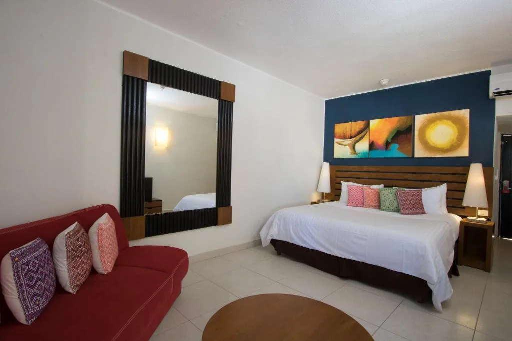 Grand Decameron Los Cabos: another view