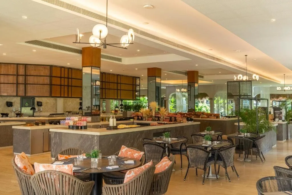 Grand Palladium Colonial Resort & Spa: another view