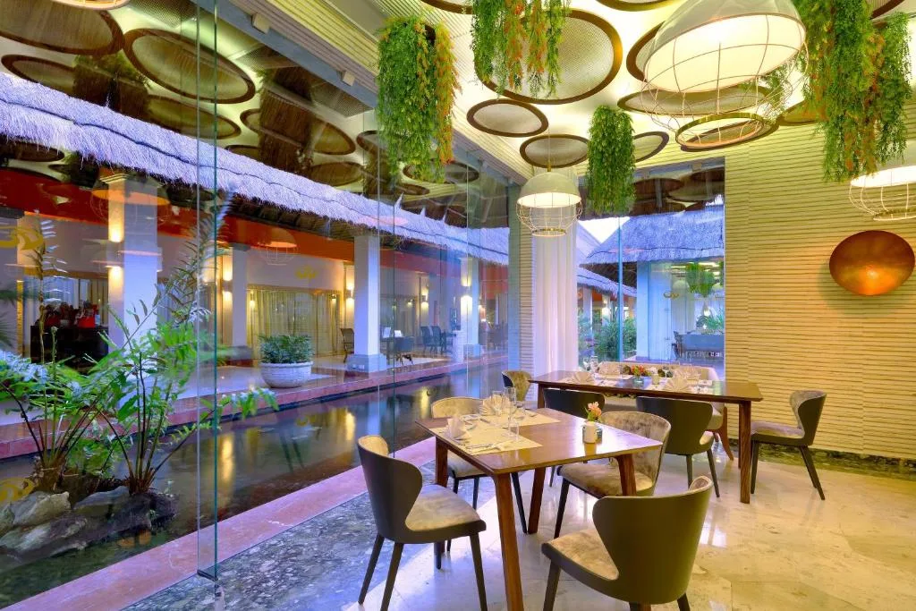 Grand Palladium Colonial Resort & Spa: another view