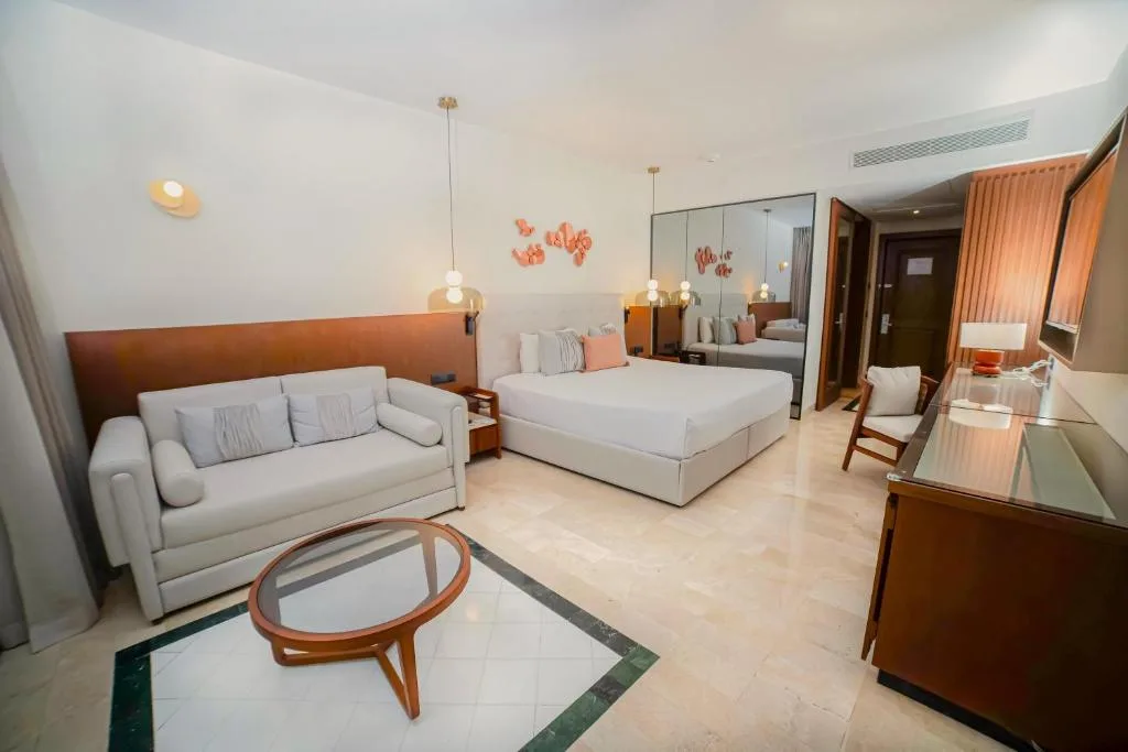 Grand Palladium Kantenah Resort & Spa: another view