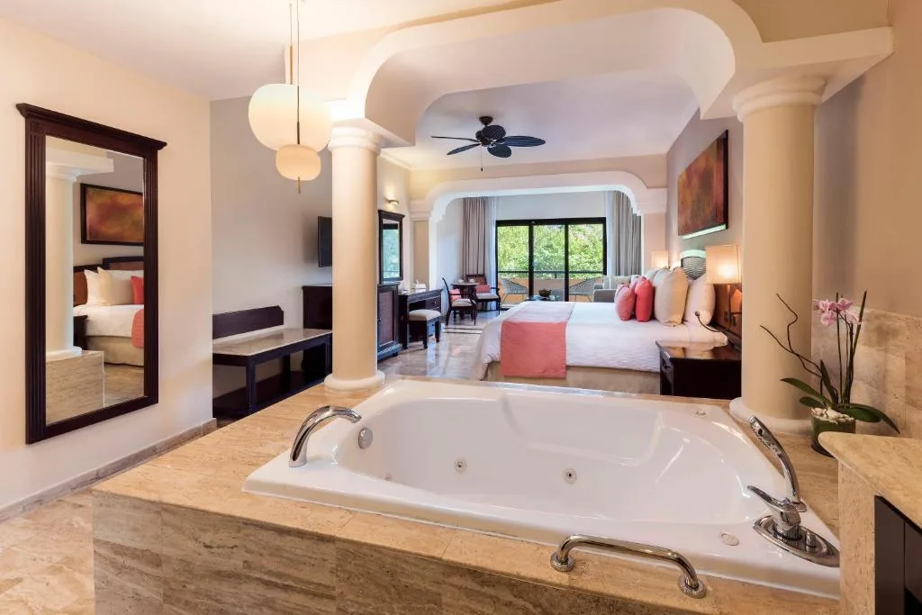 Grand Palladium Select White Sand Resort & Spa: another view
