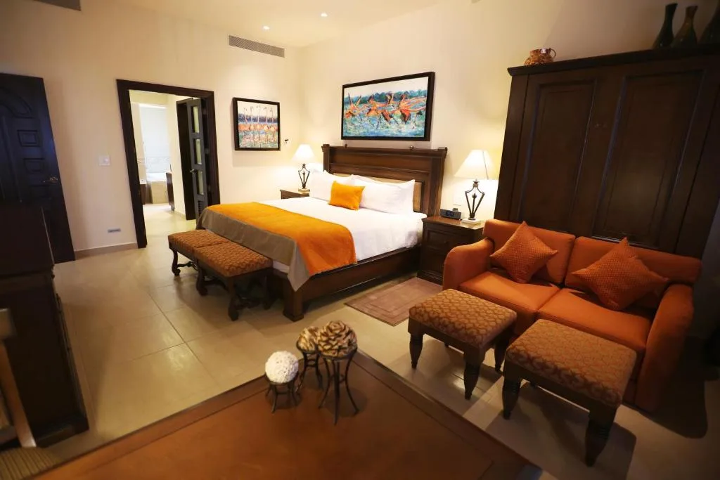 Holiday Inn Club Vacations Grand Residences: another view