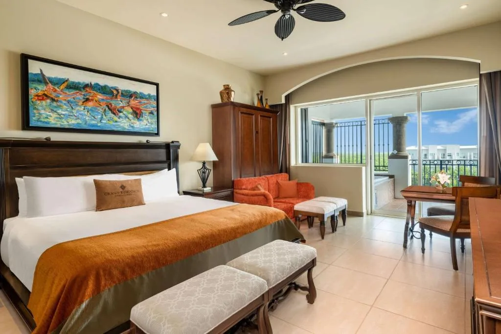 Holiday Inn Club Vacations Grand Residences: another view