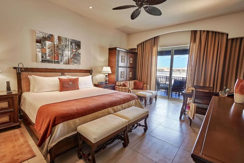 Holiday Inn Club Vacations Grand Residences: another view