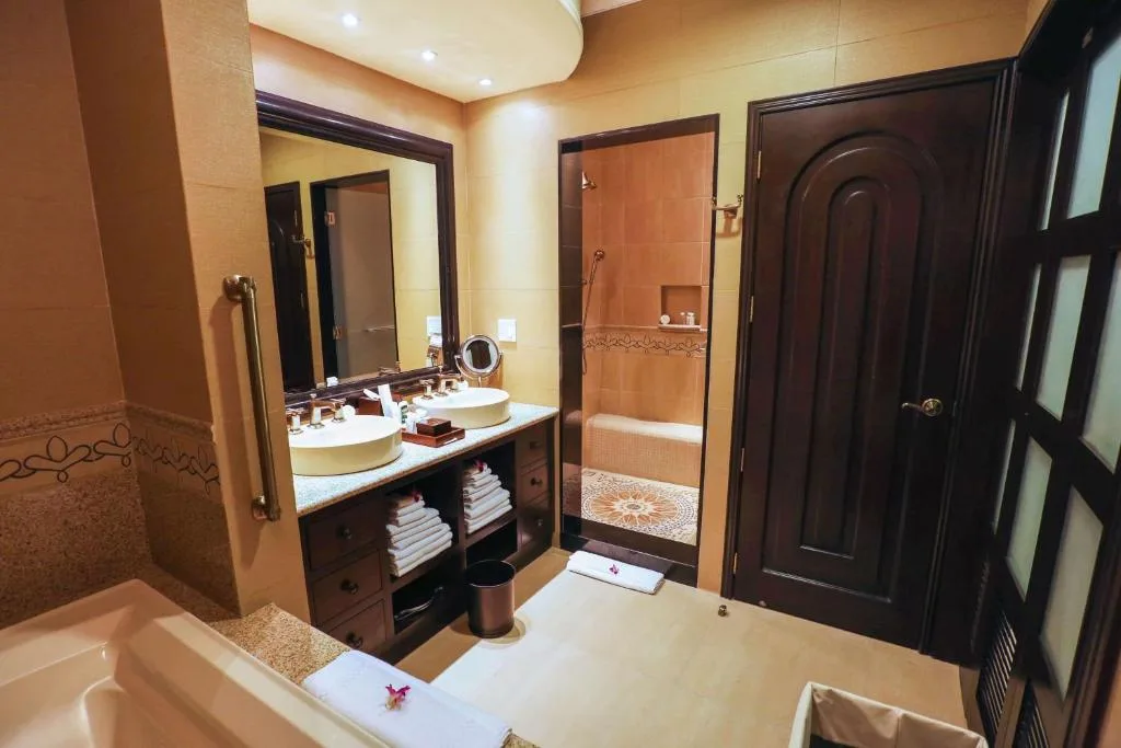 Holiday Inn Club Vacations Grand Residences: another view
