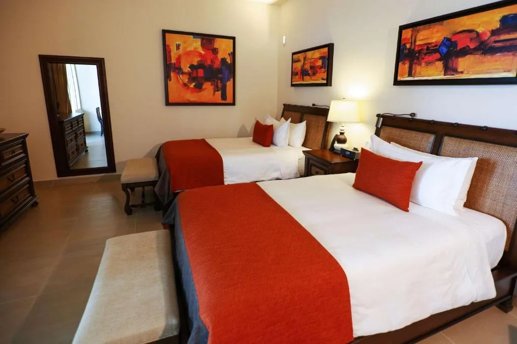 Holiday Inn Club Vacations Grand Residences: another view