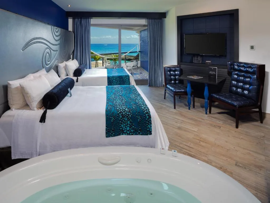 Hard Rock Hotel Riviera Maya: another view
