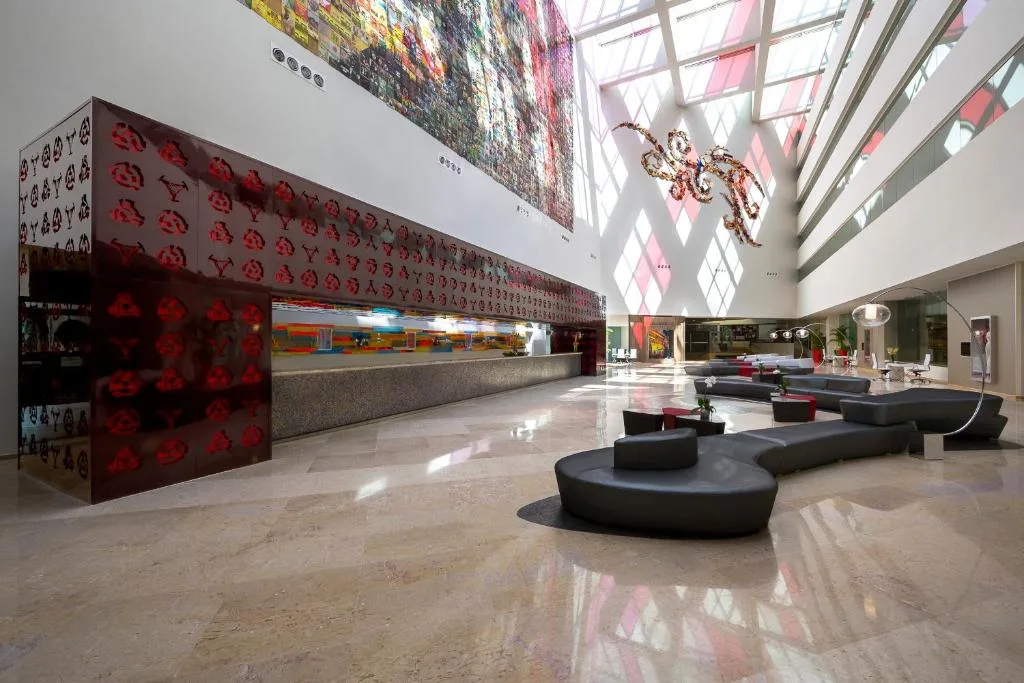 Hard Rock Hotel Vallarta: another view