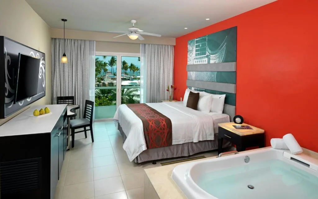 Hard Rock Hotel Vallarta: another view