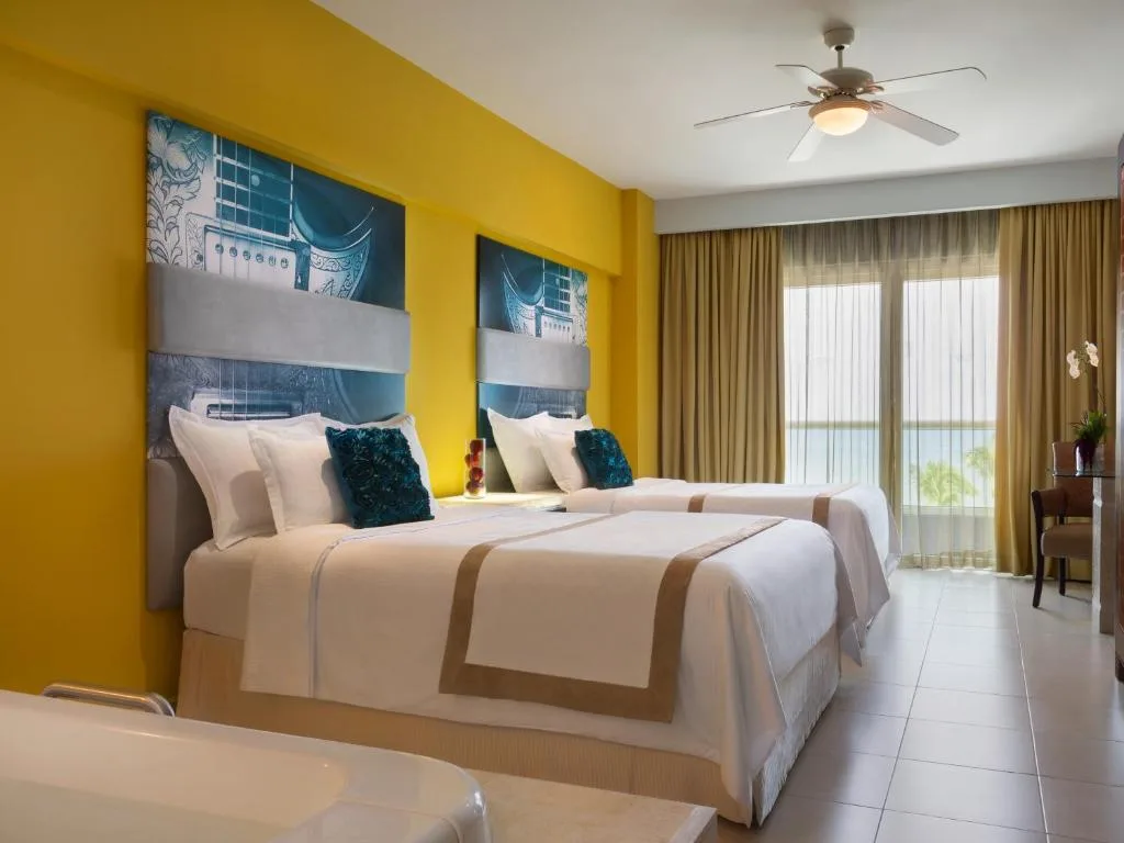 Hard Rock Hotel Vallarta: another view