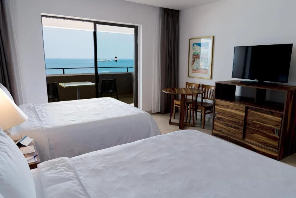 Holiday Inn Resort Ixtapa: another view
