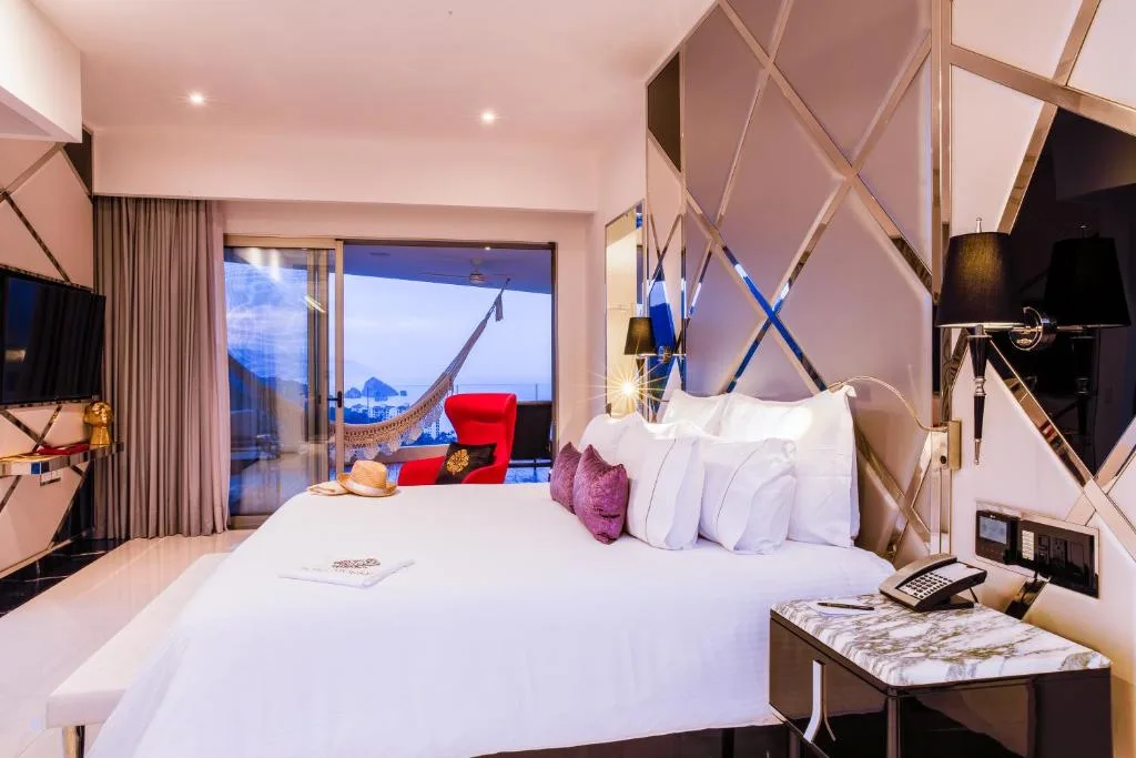 Hotel Mousai Puerto Vallarta: another view