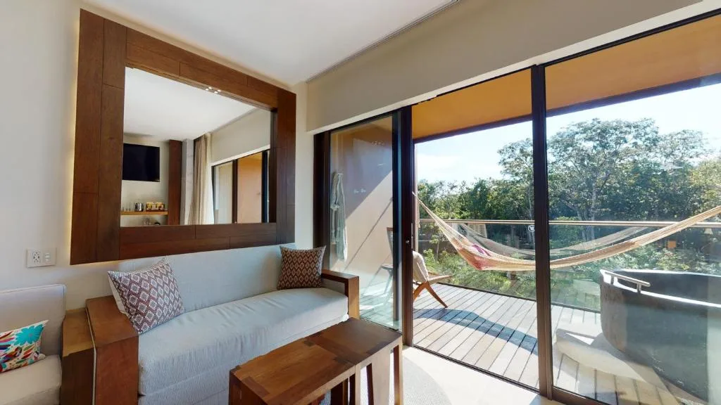 Hotel Xcaret Arte: another view