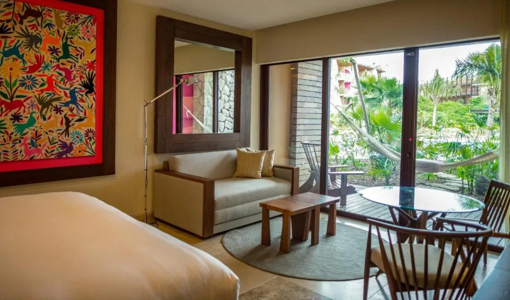 Hotel Xcaret Arte: another view