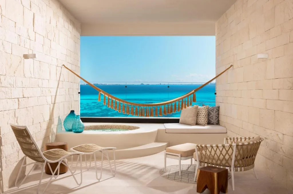Impression Isla Mujeres by Secrets: another view