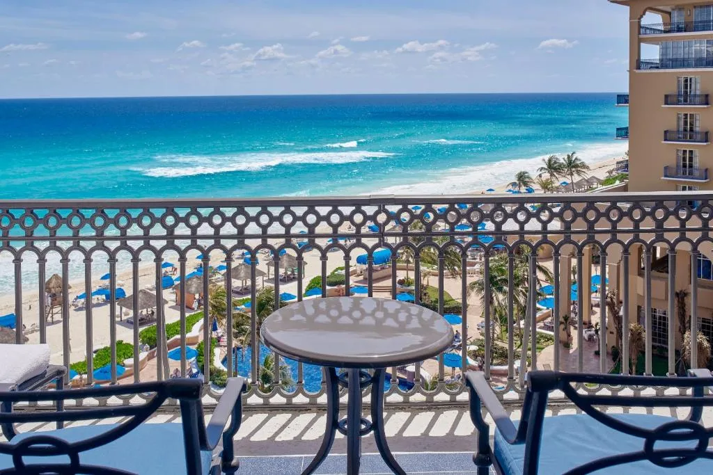 Kempinski Hotel Cancun: another view
