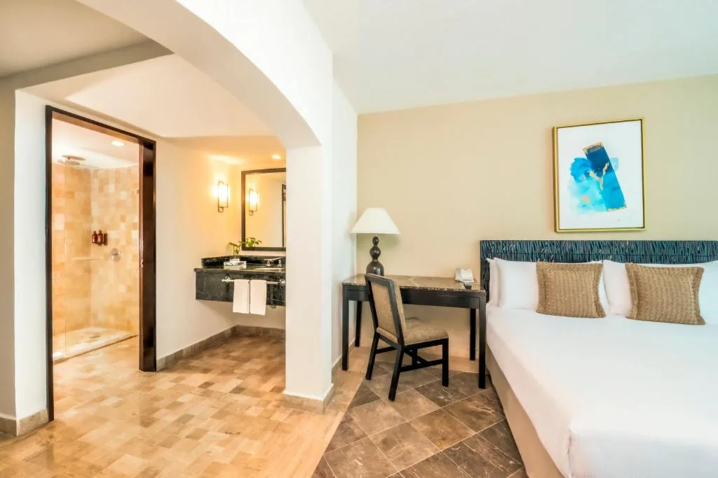 Krystal Grand Cancun: another view