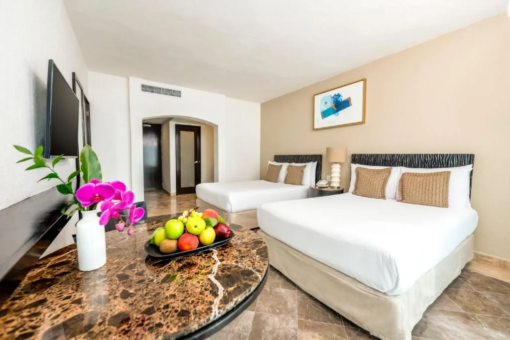 Krystal Grand Cancun: another view