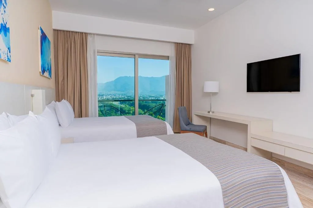 Krystal Vallarta: another view