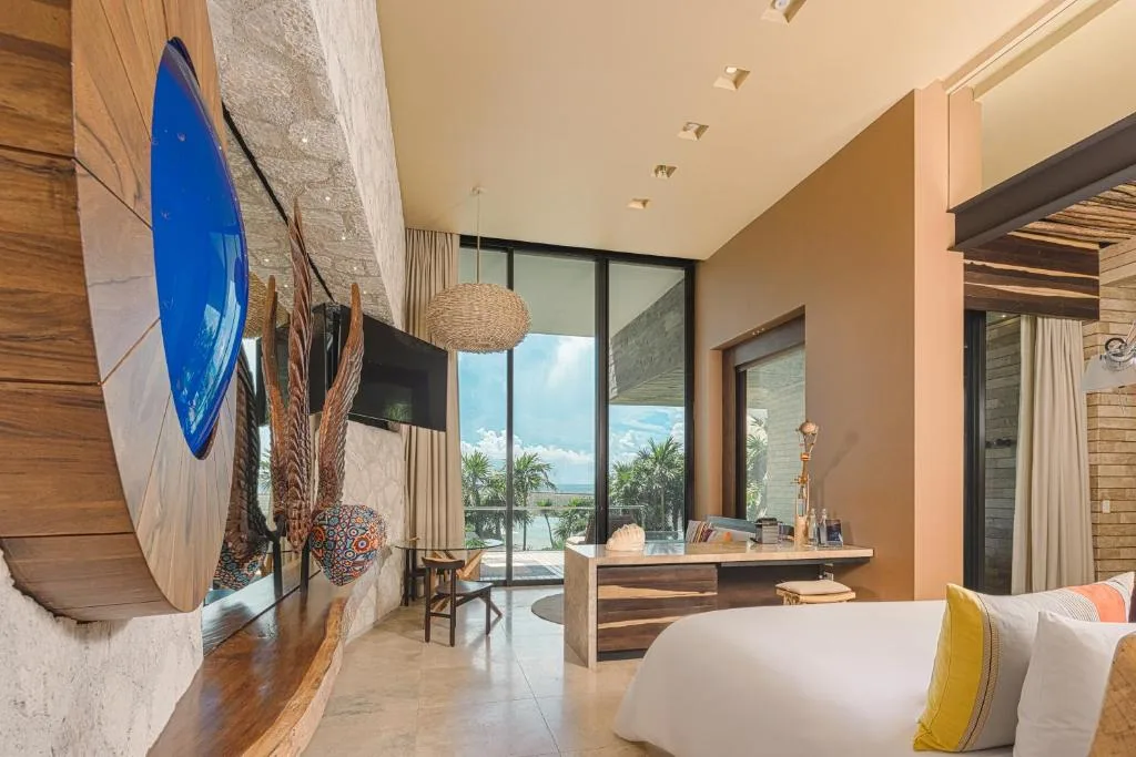 La Casa de la Playa by Xcaret: another view