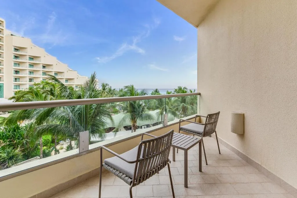 Live Aqua Cancun: another view
