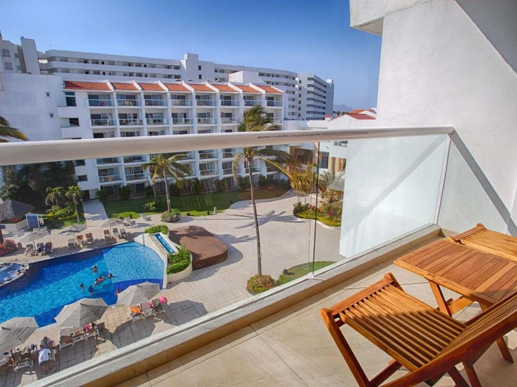 Marival Emotions Resort & Suites Riviera Nayarit by Mercure: another view