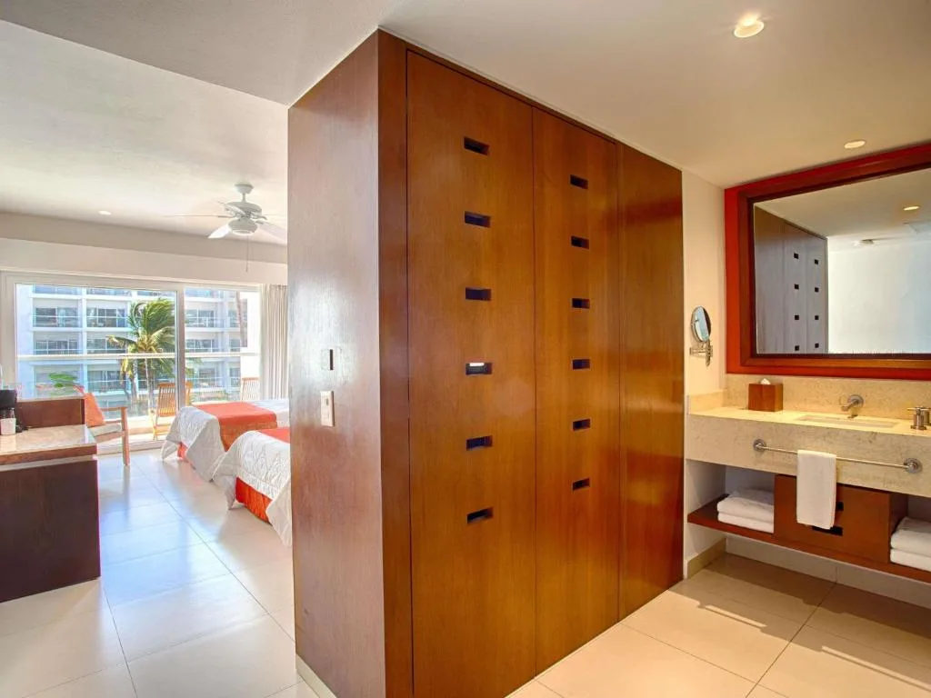 Marival Emotions Resort & Suites Riviera Nayarit by Mercure: another view