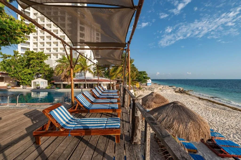 Hotel Maya Caribe Faranda Cancún: another view