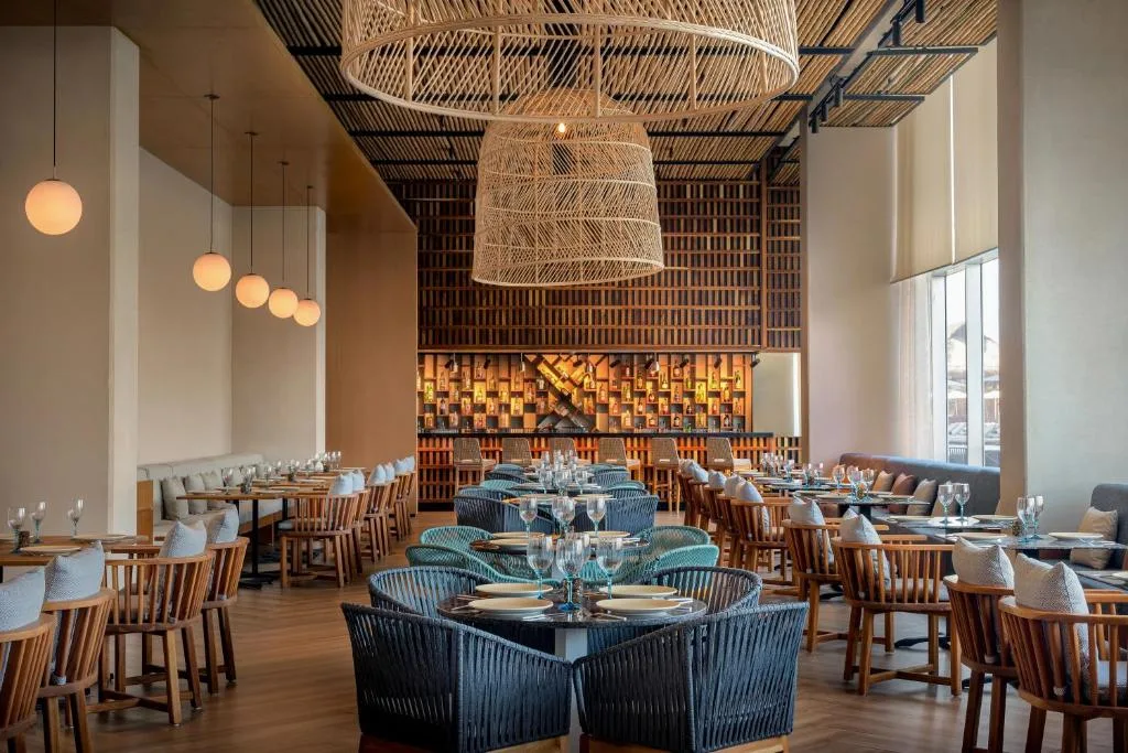 Mondrian Cancun: another view