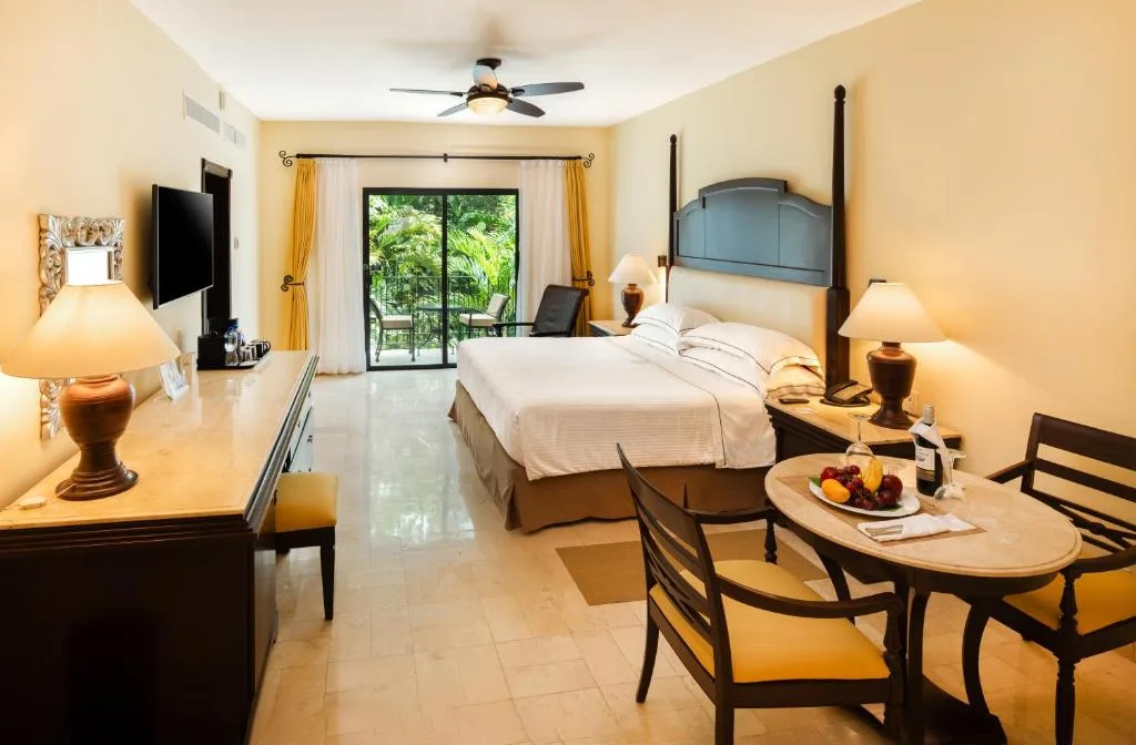 Occidental Cozumel: another view
