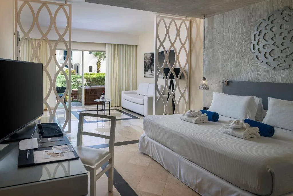 Ocean Maya Royale: another view