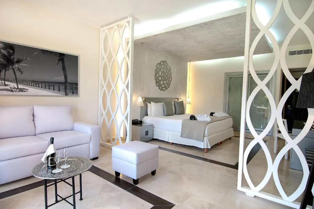 Ocean Maya Royale: another view