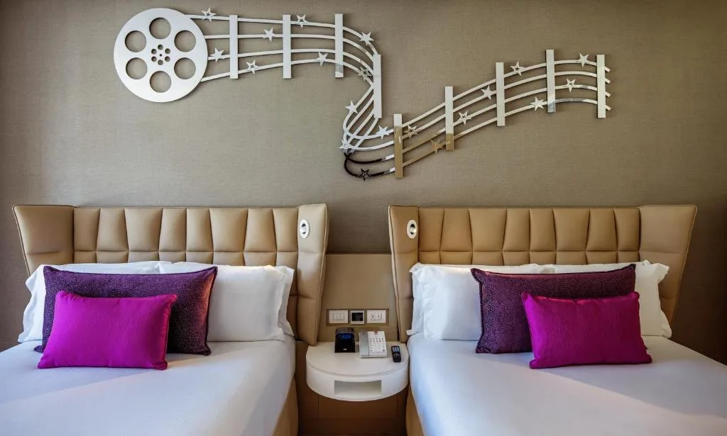 Planet Hollywood Cancun by Royalton: another view