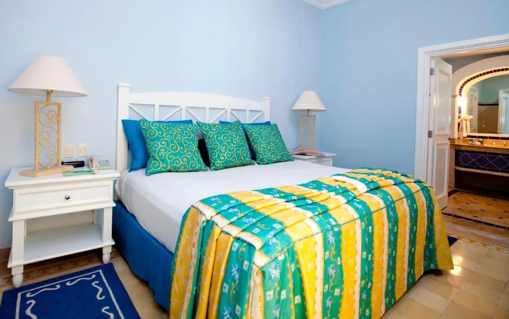 Pueblo Bonito Emerald Bay Resort & Spa: another view