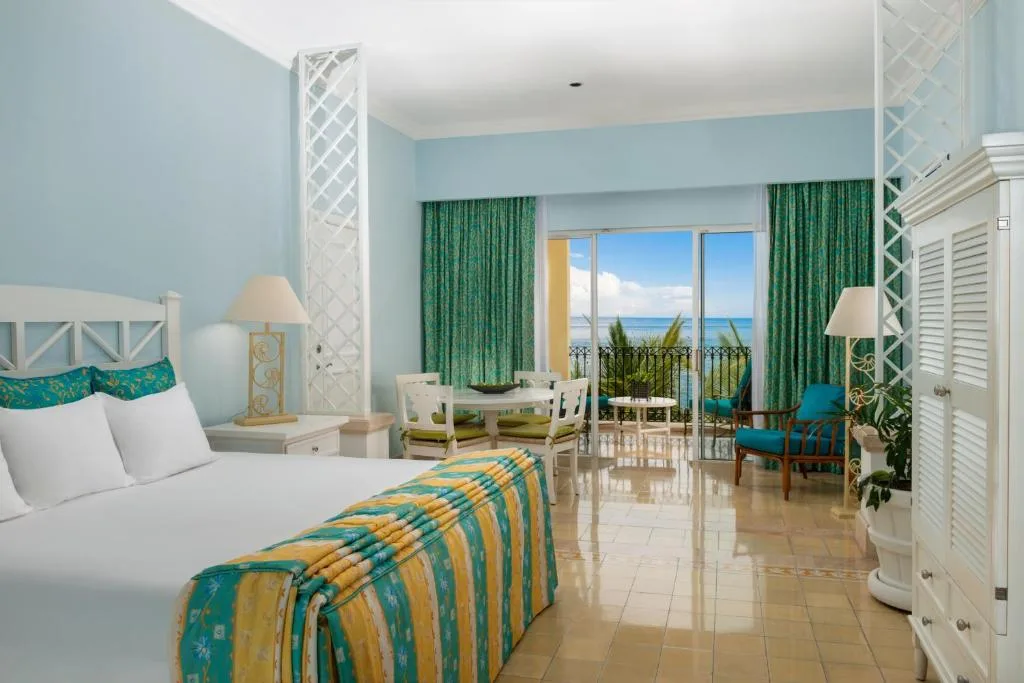 Pueblo Bonito Emerald Bay Resort & Spa: another view