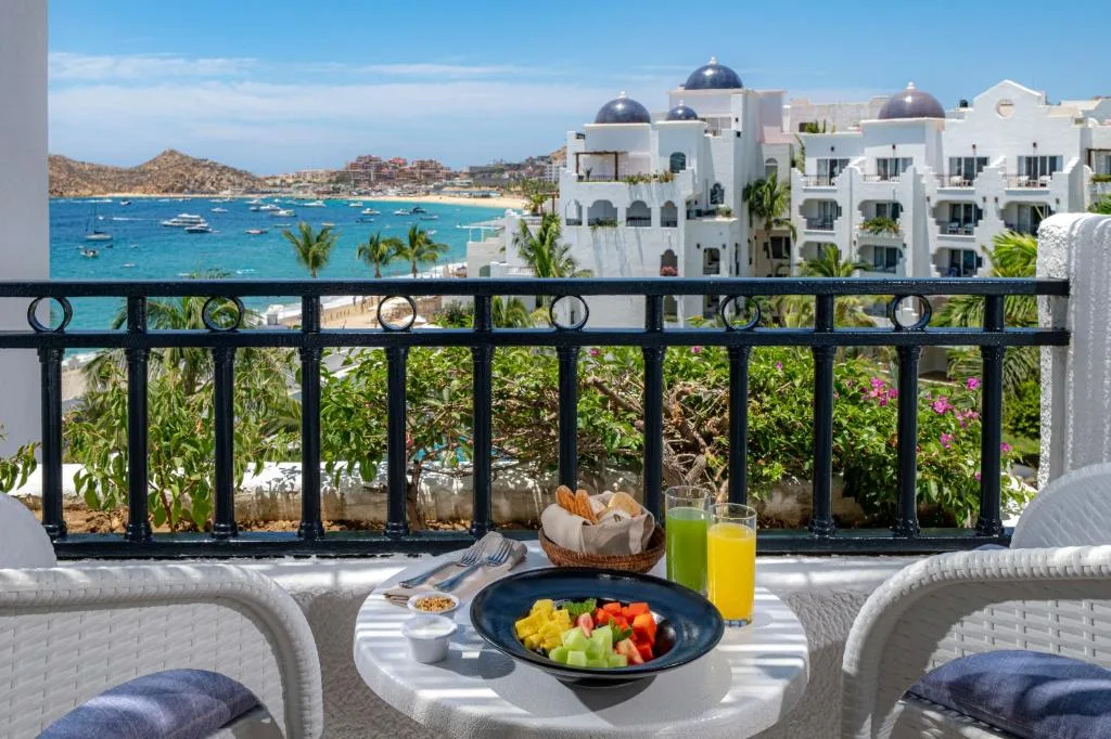 Pueblo Bonito Los Cabos Blanco Beach Resort: another view