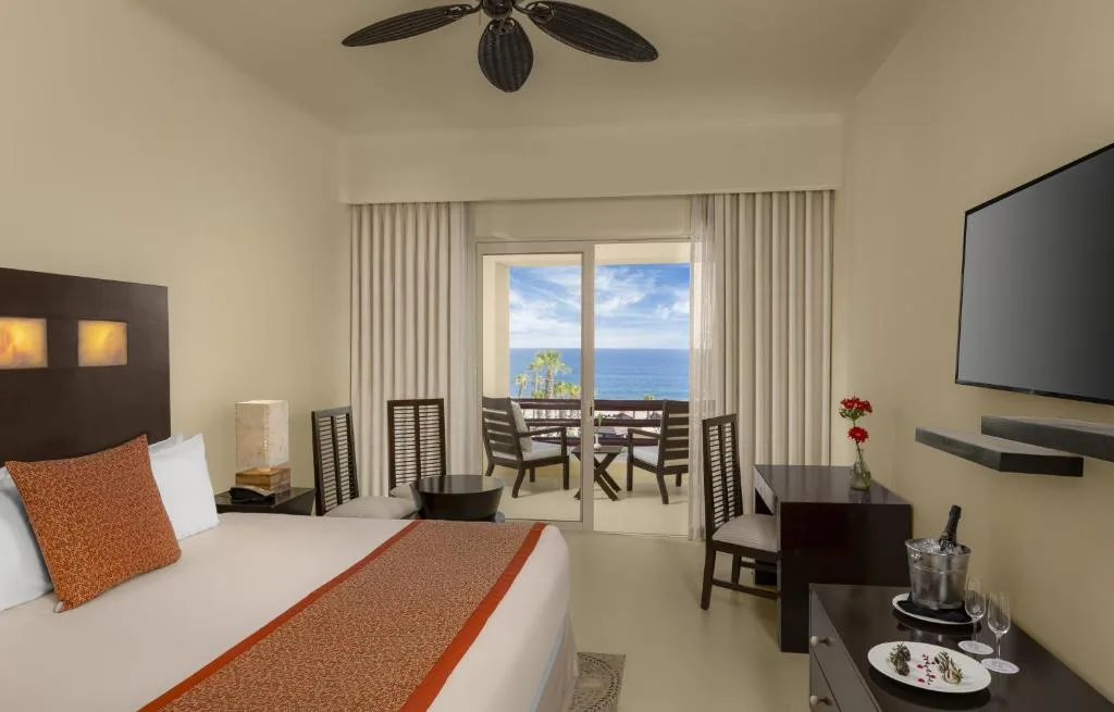 Pueblo Bonito Pacifica Golf & Spa Resort: another view