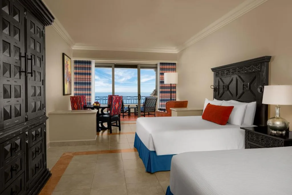 Pueblo Bonito Sunset Beach Golf & Spa Resort: another view